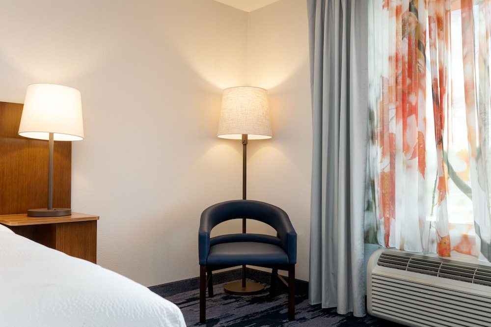 Fairfield Inn By Marriott Savannah Airport - photo 8