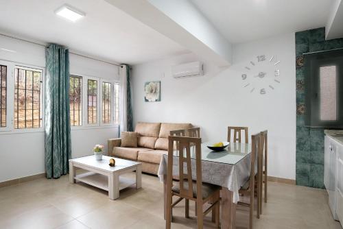 Apartamento Atalaya — 4-Star Luxury Hotel in Cadiz, Spain