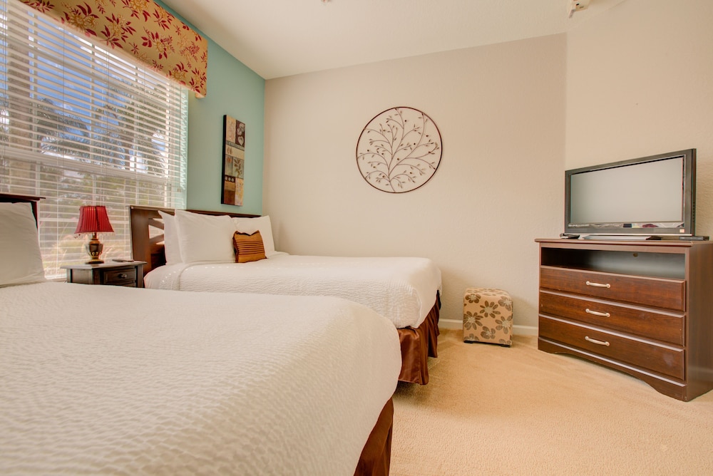 Lakefront Luxury - photo 41