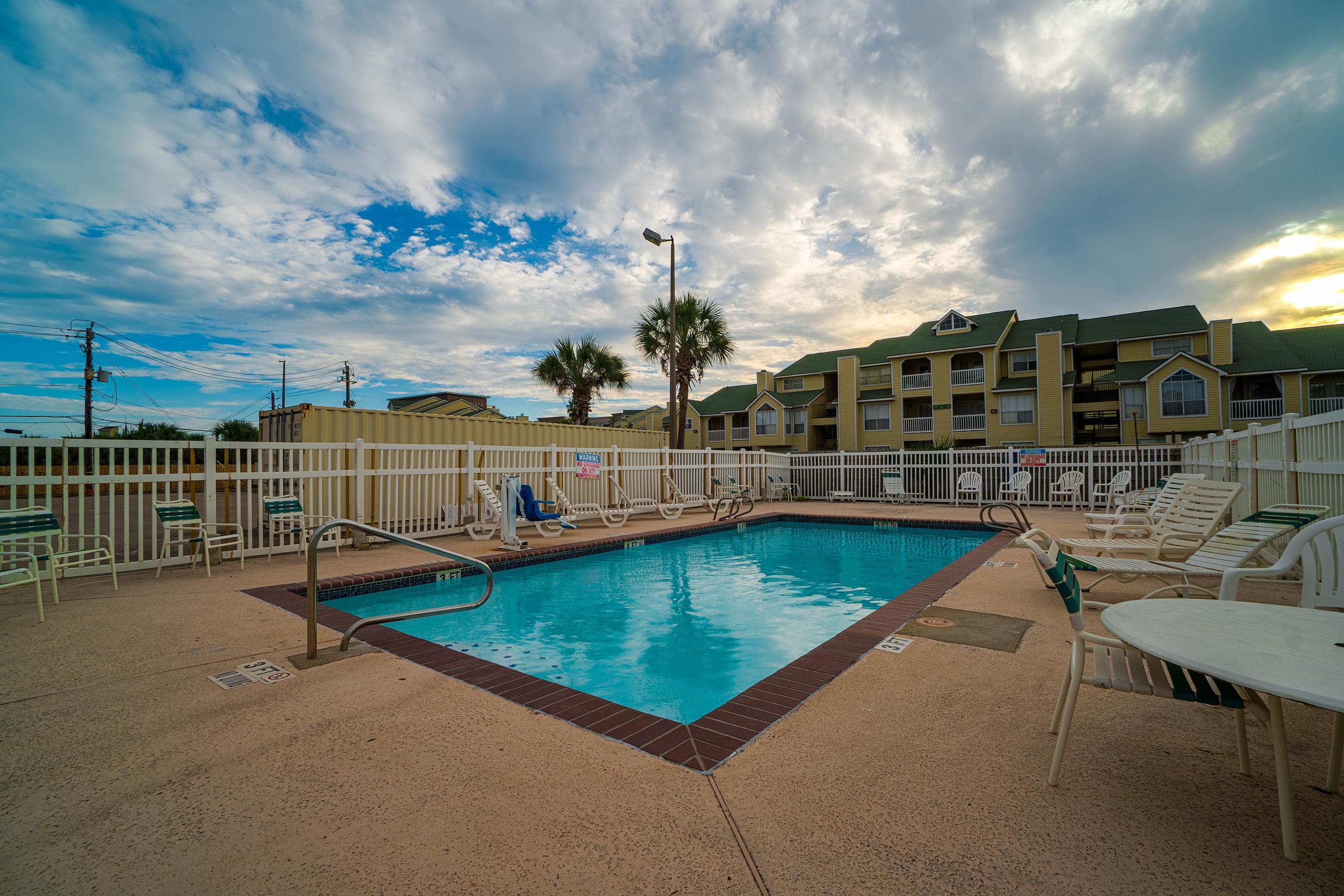 Motel 6 Galveston Seawall - featured photo