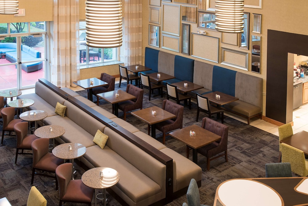 Homewood Suites by Hilton Columbus Airport - photo 39