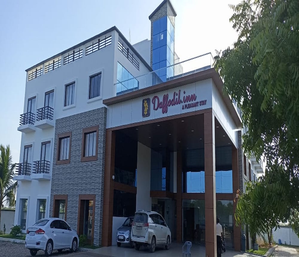Daffodil Inn — hotel in Kilvelur