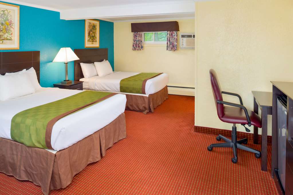 Rodeway Inn Orleans Cape Cod - photo 19