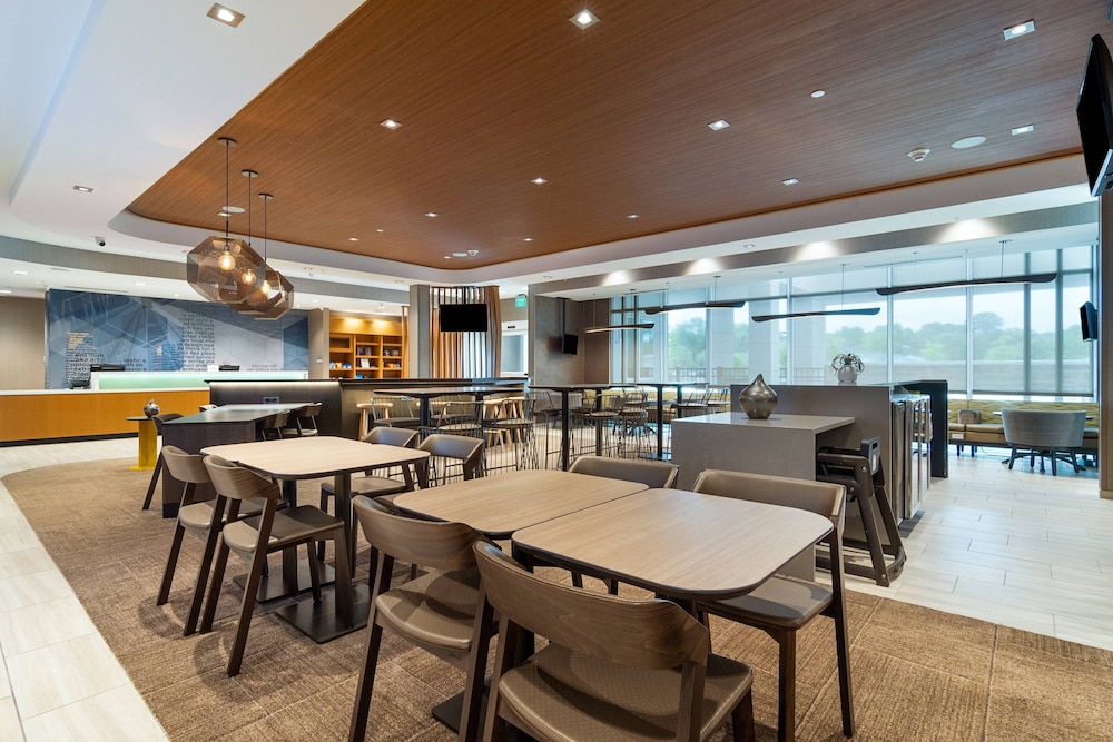 SpringHill Suites by Marriott Charleston Airport & Convention Center - photo 68