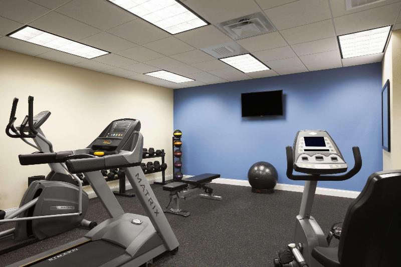 Sleep Inn & Suites Altoona North - photo 43