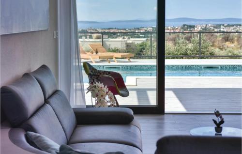 Stunning Home In Kucine — Split — photo 4