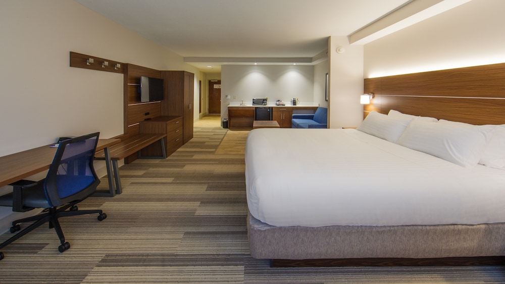 Holiday Inn Express Gatlinburg Downtown by IHG - photo 10