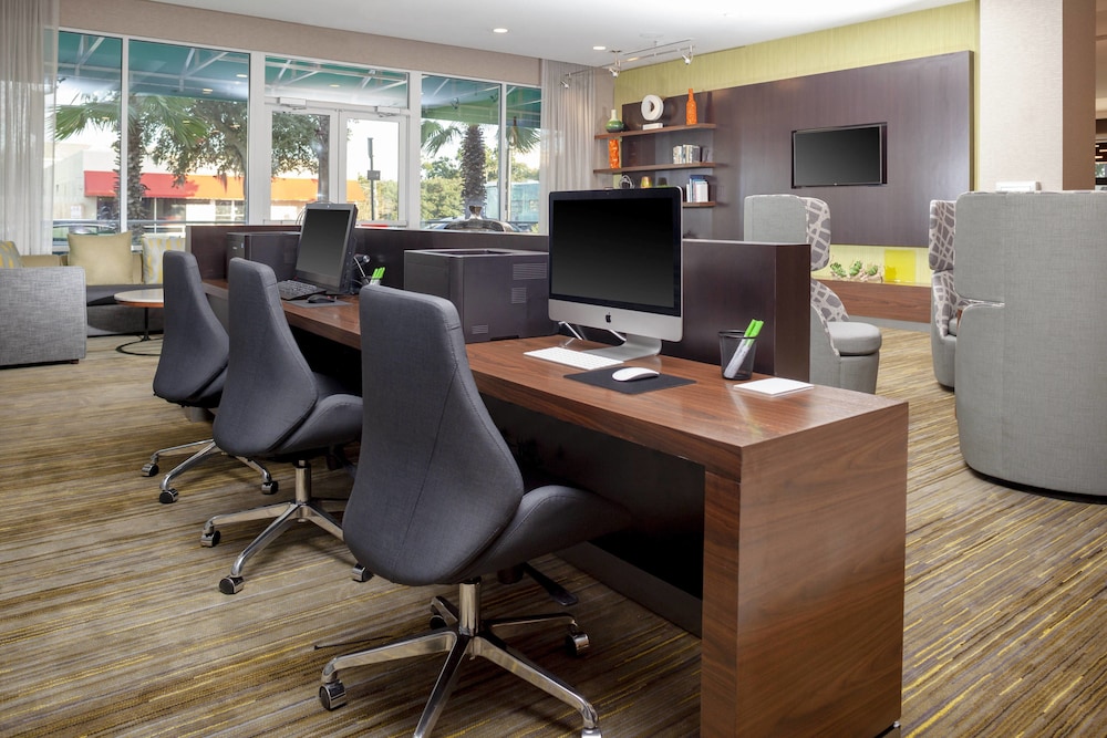 Courtyard by Marriott DeLand Historic Downtown - photo 25
