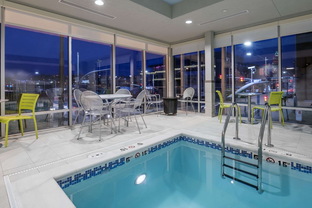 Home2 Suites by Hilton Kansas City Downtown - photo 31