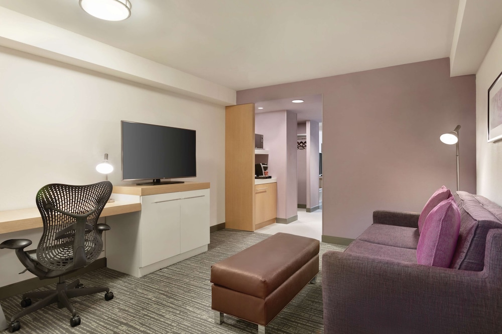 Hilton Garden Inn Bridgewater - photo 19