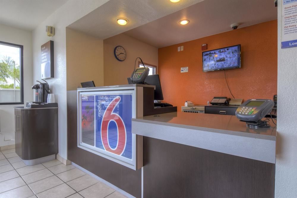 Motel 6 Los Angeles Baldwin Park - photo 4