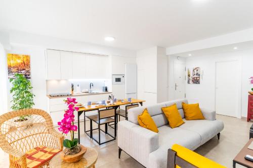 Trendyhomes Almeria Playa — Almeria