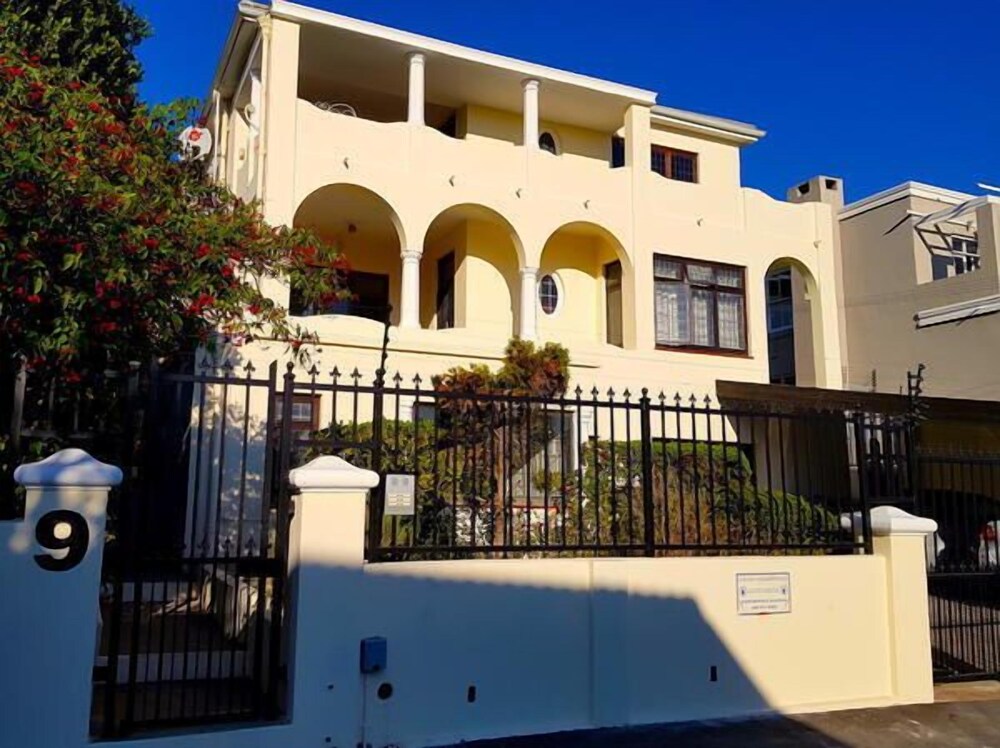 Amava Cavalcade - last minute hotel in Cape Town