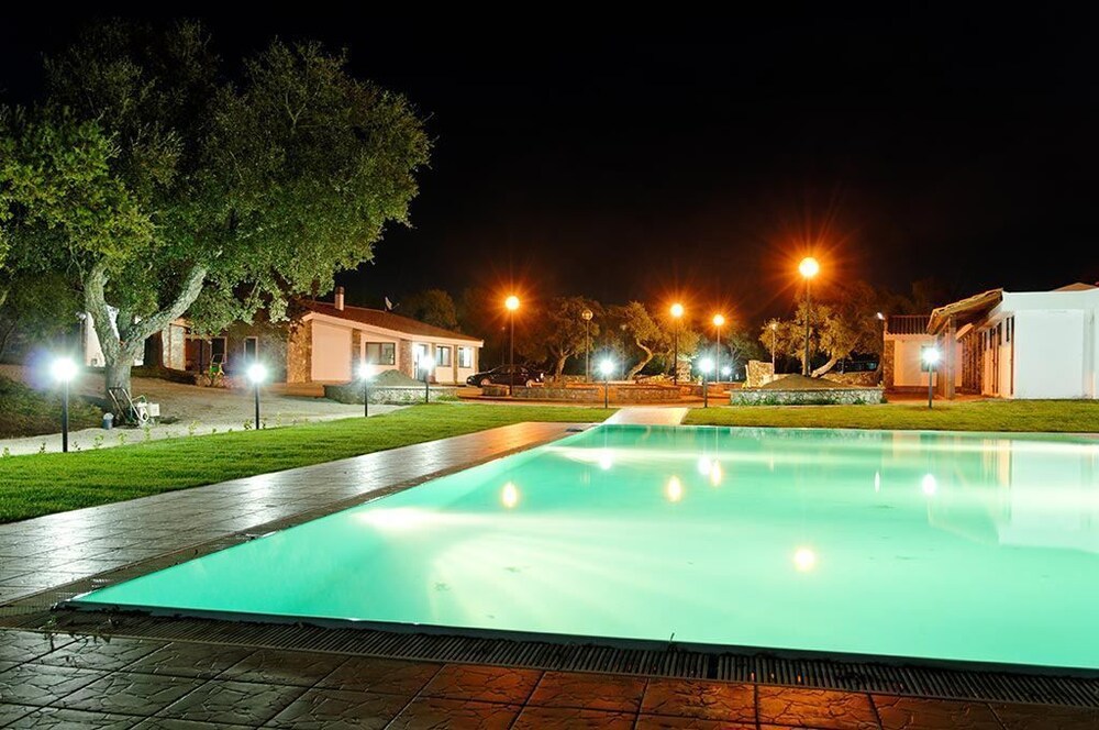 Monte Pirastru Country Resort pet-friendly hotel Nughedu San Nicolo