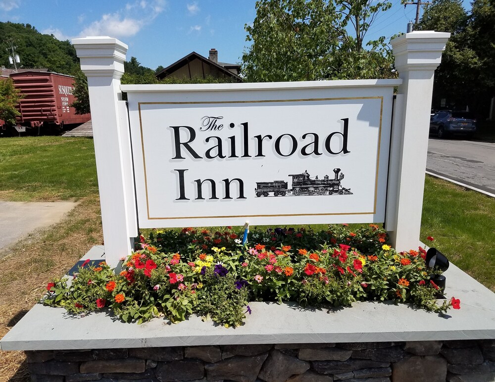 The Railroad Inn — hotel in Cooperstown