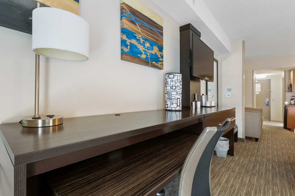 Holiday Inn Express Hotel & Suites Bethlehem by IHG - photo 19