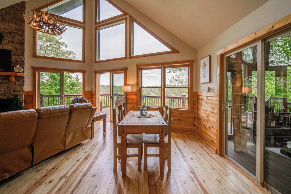 Four Bear Hideaway Coosawattee River Resort - photo 13
