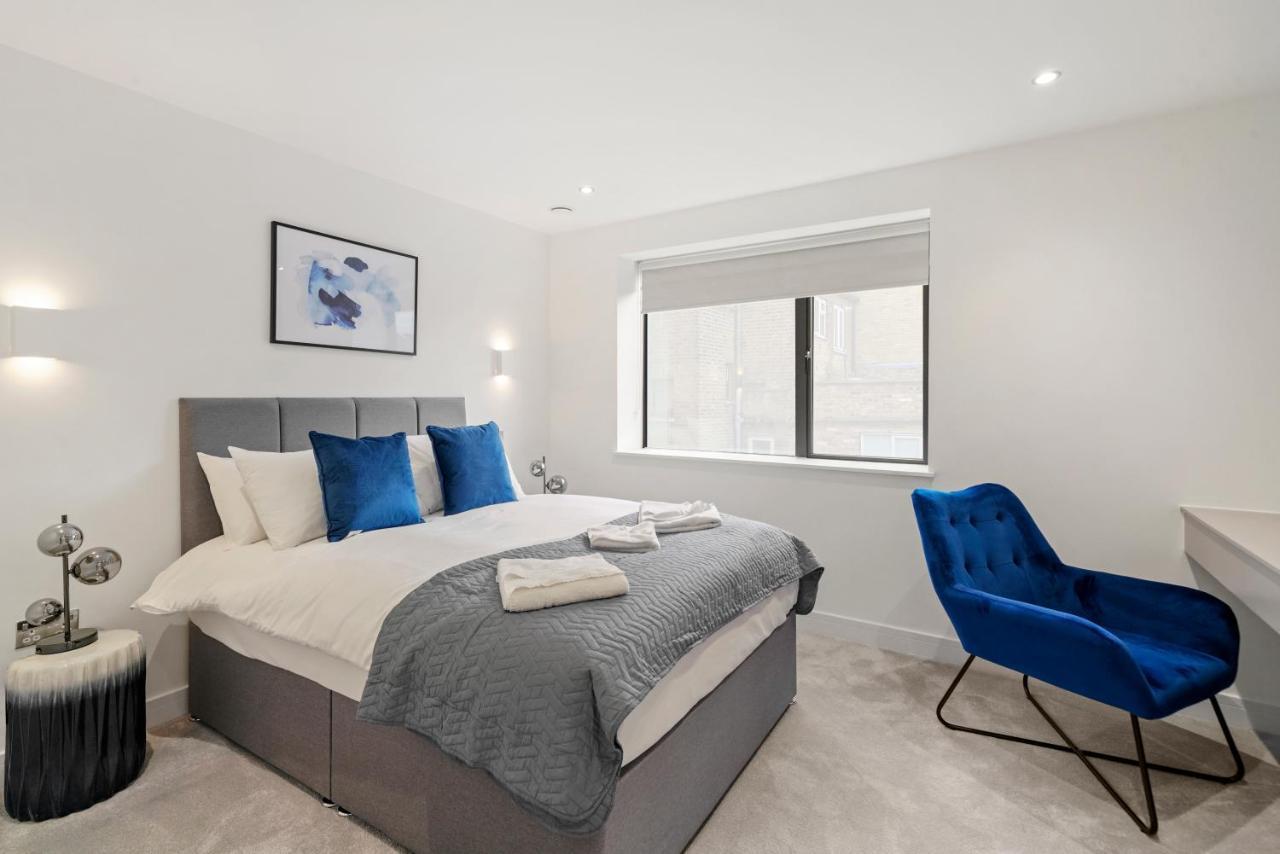 Executive 1 & 2 Bed Apartments in heart of London FREE WIFI by City Stay Aparts London — 4-Star Luxury Hotel in London, United Kingdom