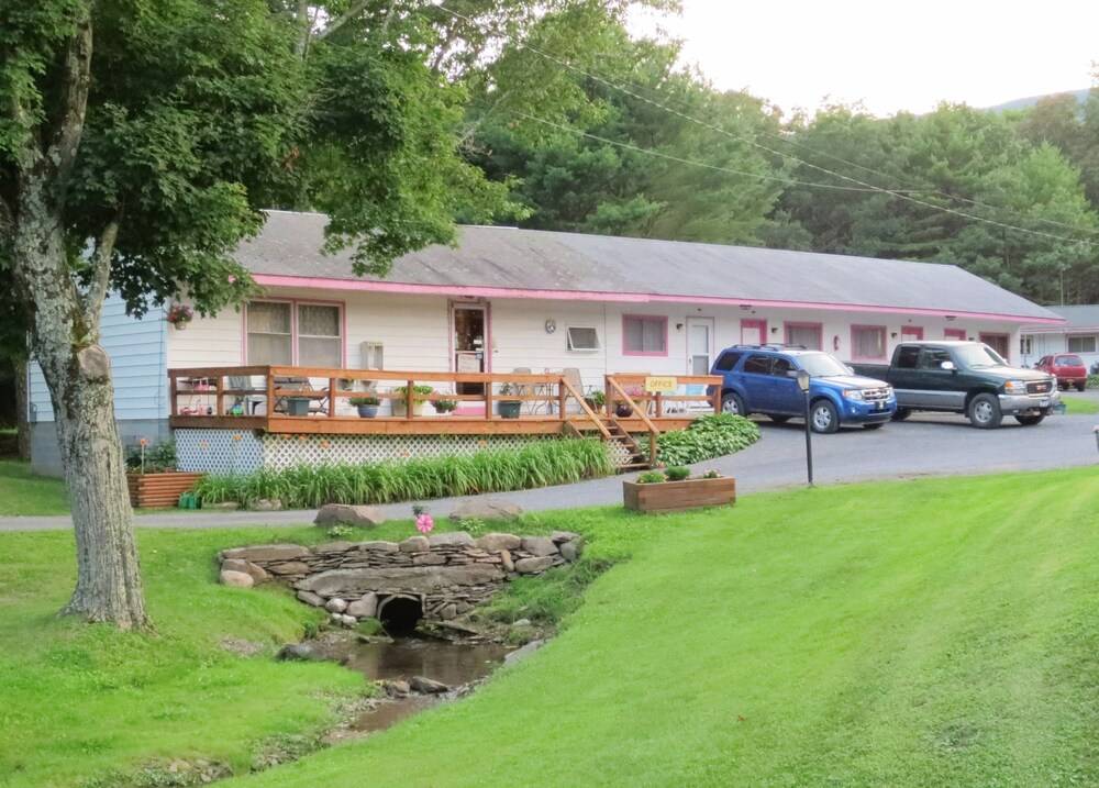 Four Seasons Motel - photo 16