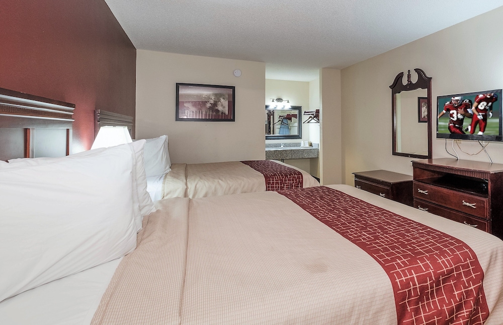 Red Roof Inn Chipley - photo 11