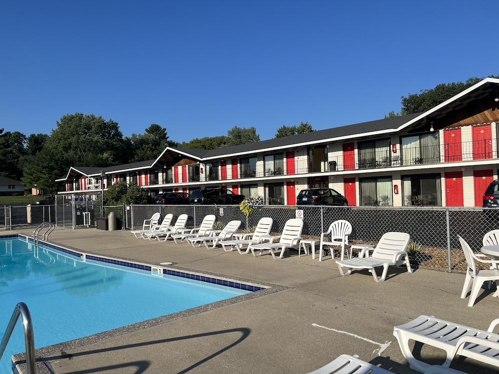 All Star Inn & Suites - photo 377