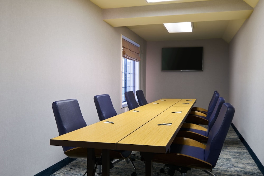 Courtyard by Marriott Old Town - photo 46