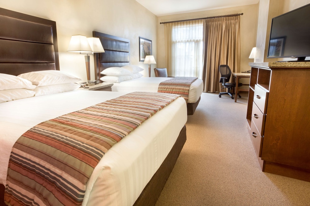 Drury Plaza Hotel in Santa Fe - photo 23
