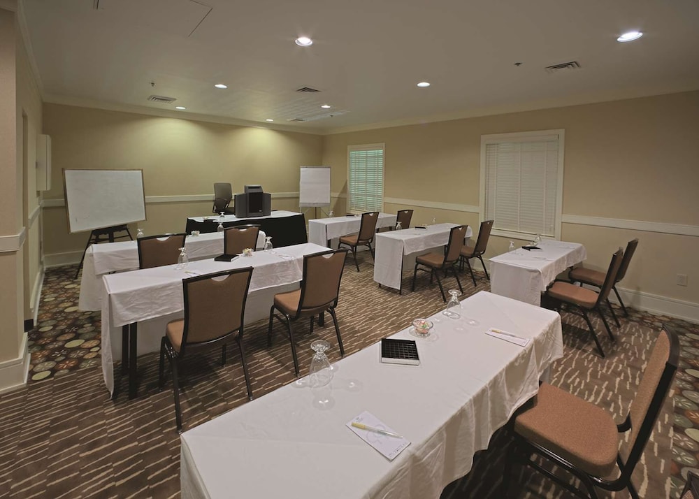 Doubletree Suites by Hilton at The Battery Atlanta - photo 69