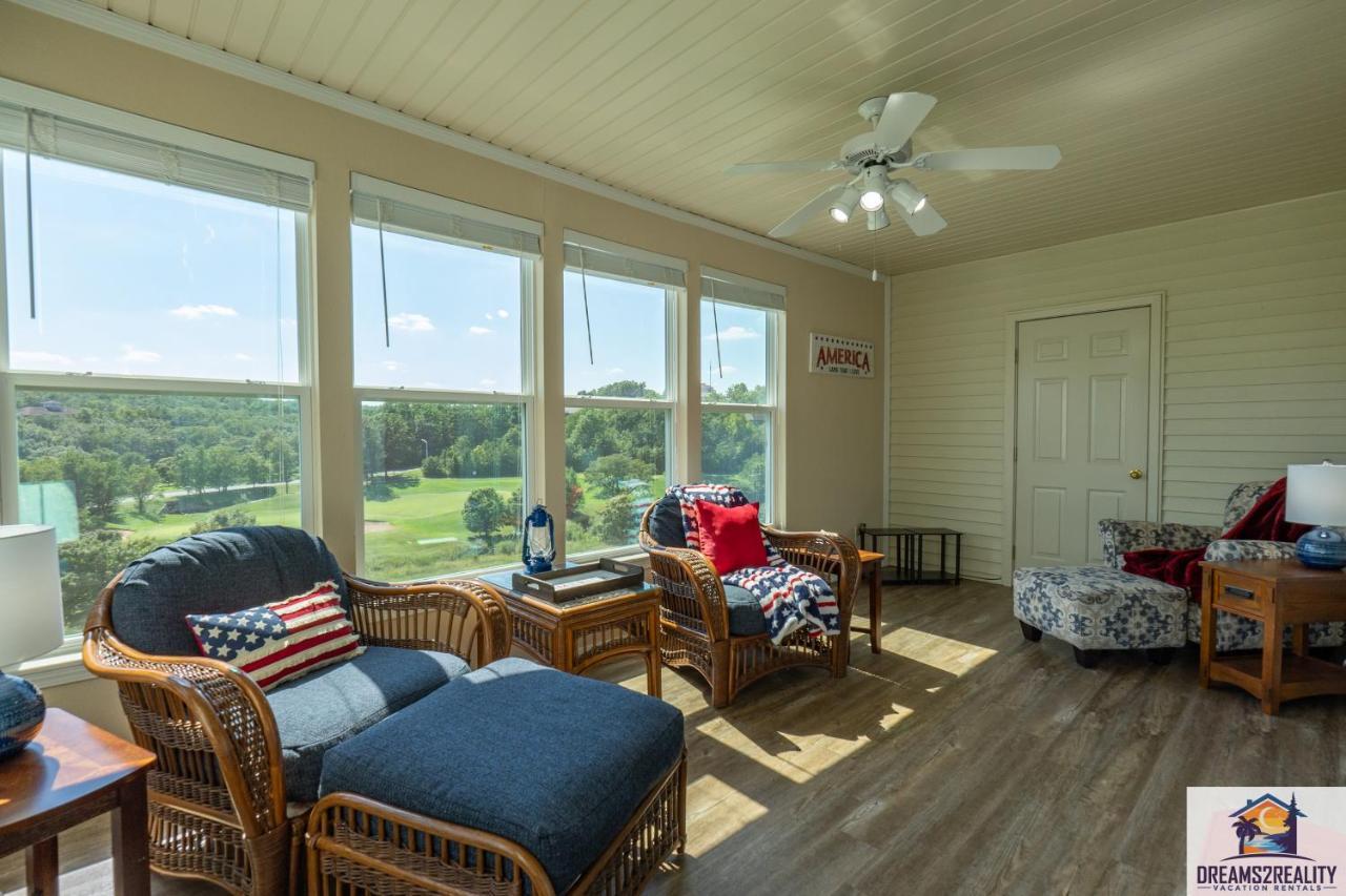 2Br Walk In Golf Course View Centrally Located Free Tickets Included Fw11 3 — 4-Star Luxury Hotel in Branson, United States