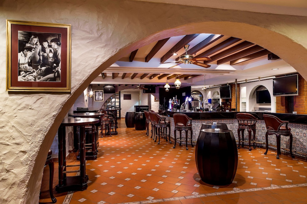 מזון ומשקאות