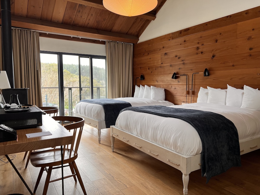Timber Cove Resort - photo 18