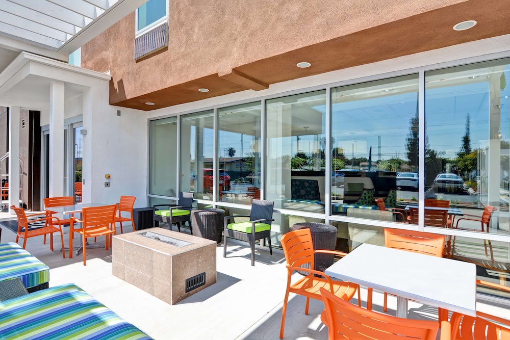 Home2 Suites by Hilton Azusa - photo 37