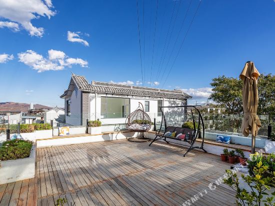 Akitaya Inns - carbon neutral hotel in Dali