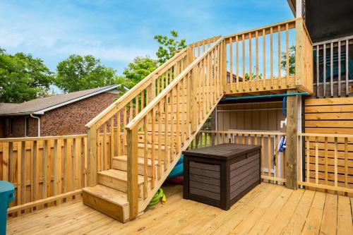 Woodlands Wonder by Oak Island Accommodations - photo 46