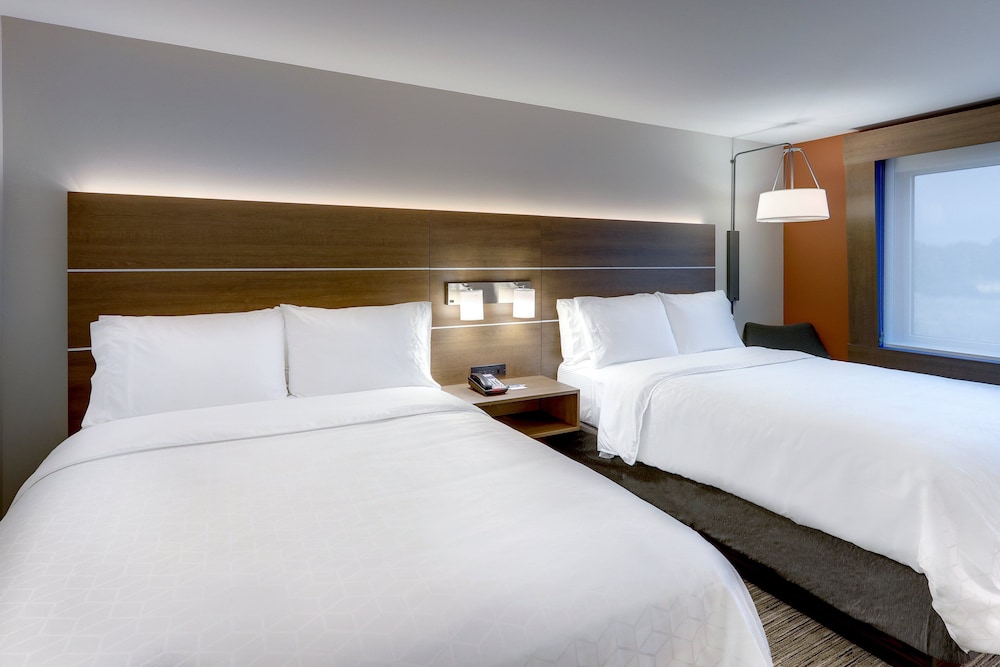 Holiday Inn Express & Suites Middletown Goshen by IHG - photo 14