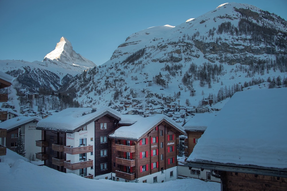 Hotel Ambiance - last minute hotel in Zermatt