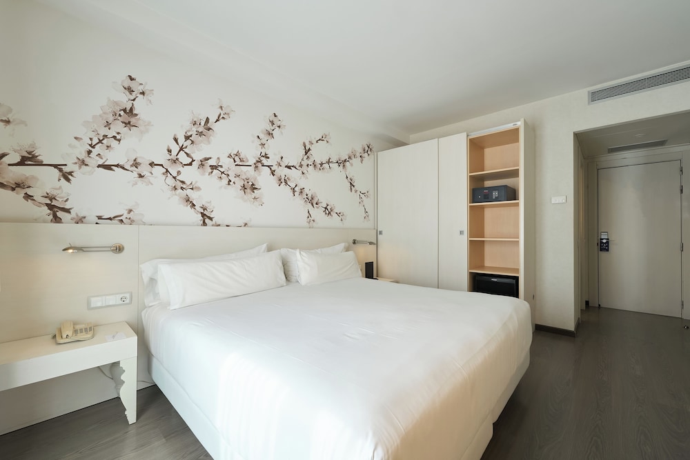 NH Barcelona Ramblas