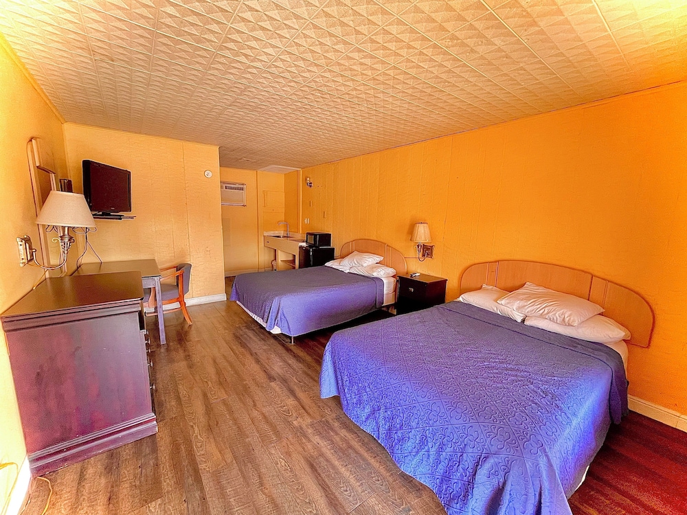 Tropic Motel - photo 14