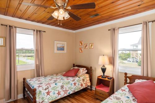 A Beach Music Paradise by Oak Island Accommodations - photo 24