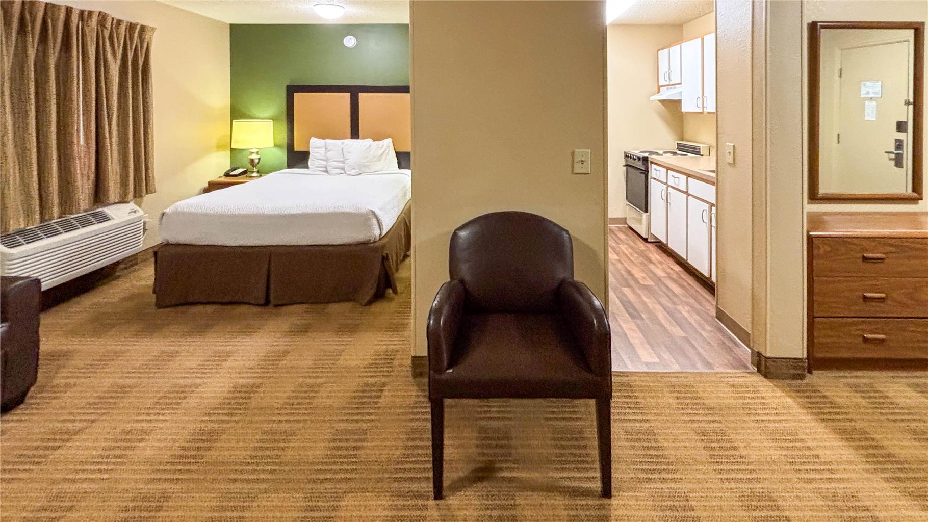 Studio 6 Suites Greenville SC Haywood Mall - photo 22