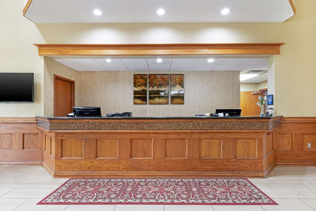 Best Western Locust Grove Inn & Suites - photo 25