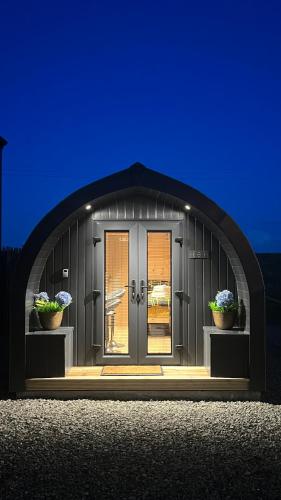 The Sandy Pod — Stornoway