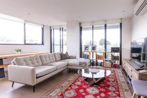 Sanctuary Effortless City Escape — 4-Star Luxury Hotel in Melbourne, Australia