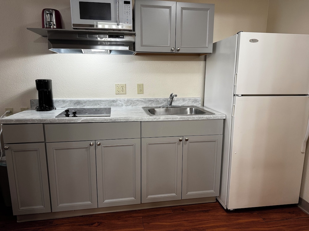 Best Studio Inn - photo 14