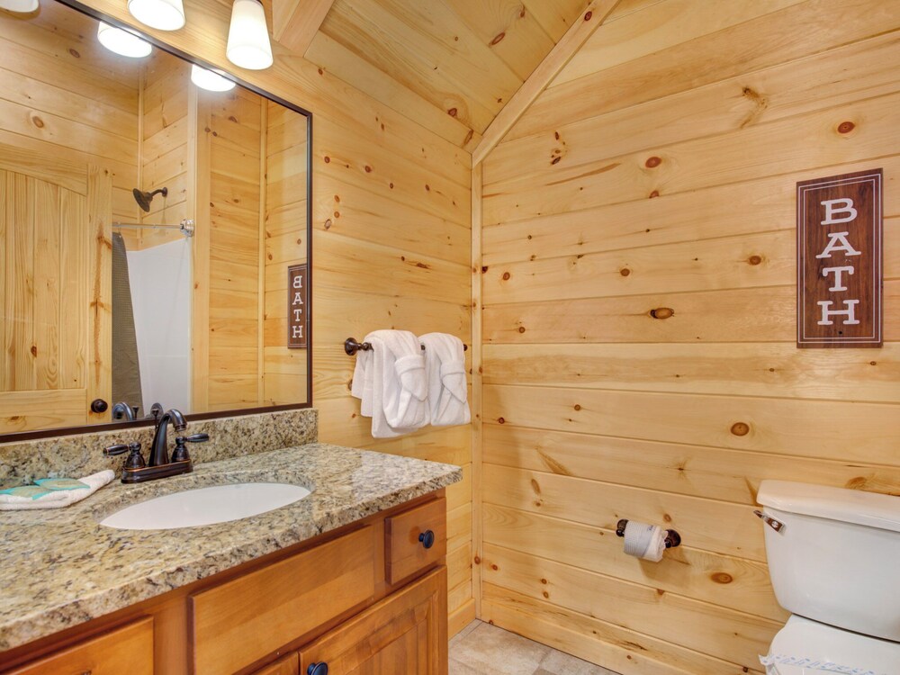 Gatlinburg Escape - photo 25