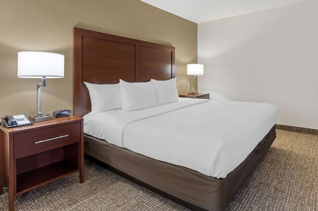 Comfort Inn Marina on the Monterey Bay - photo 25
