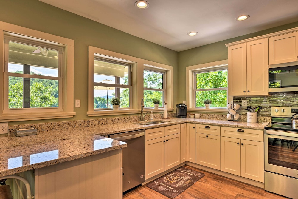 Renovated Home With Private Dock On Watauga Lake 17952240 — Butler