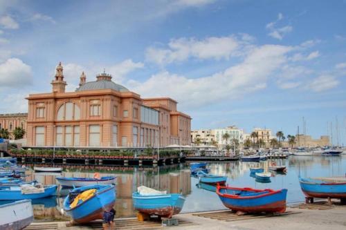 Monolocale centrale vista mare Fara's Home — 4-Star Luxury Hotel in Bari, Italy
