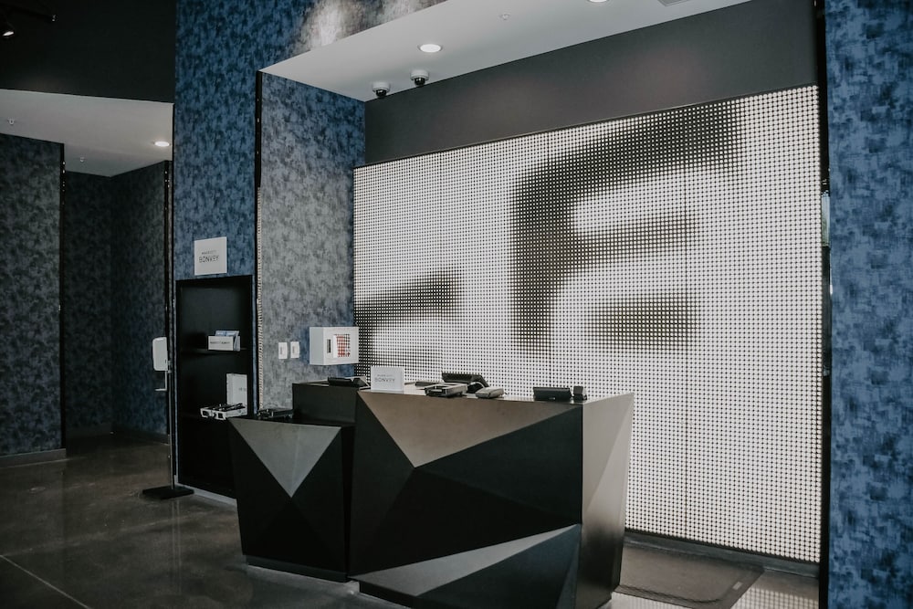 Aloft Omaha West - photo 2