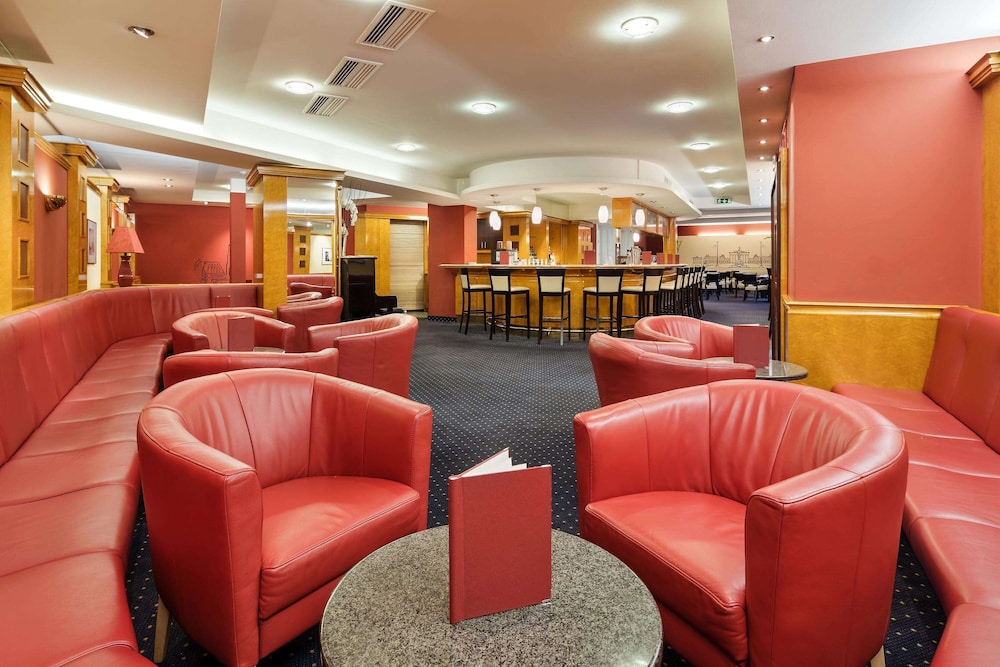 מזון ומשקאות